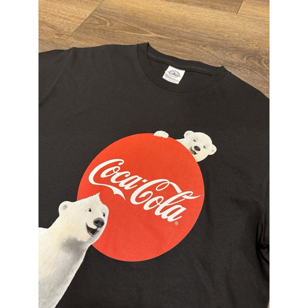 Vintage Coca Cola Polar Bear Graphic Shirt Black Delta Pro Weight Men's Sz Small